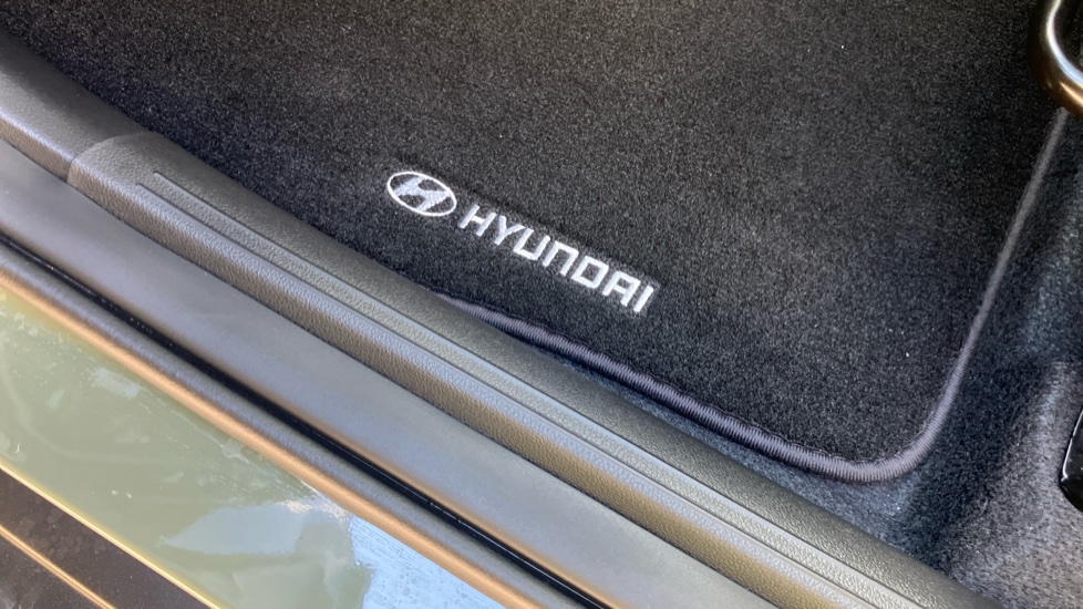 Hyundai INSTER 85kW 02 49kWh 5dr Auto Electric Hatchback - Image 46