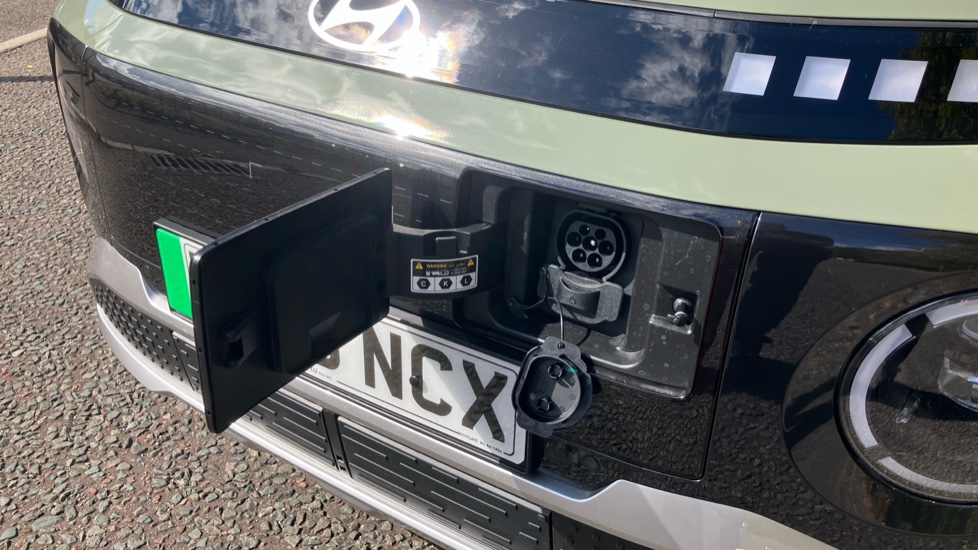 Hyundai INSTER 85kW 02 49kWh 5dr Auto Electric Hatchback - Image 48