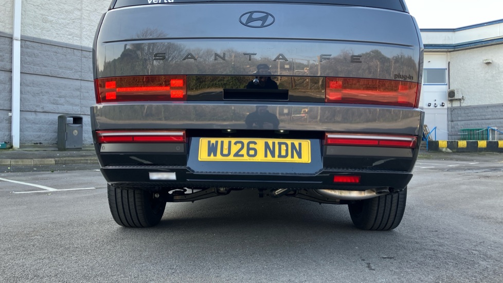 Hyundai SANTA FE 1.6 TGDi Plug-in Hybrid Calligraphy 5dr 4WD Auto Estate - Image 29