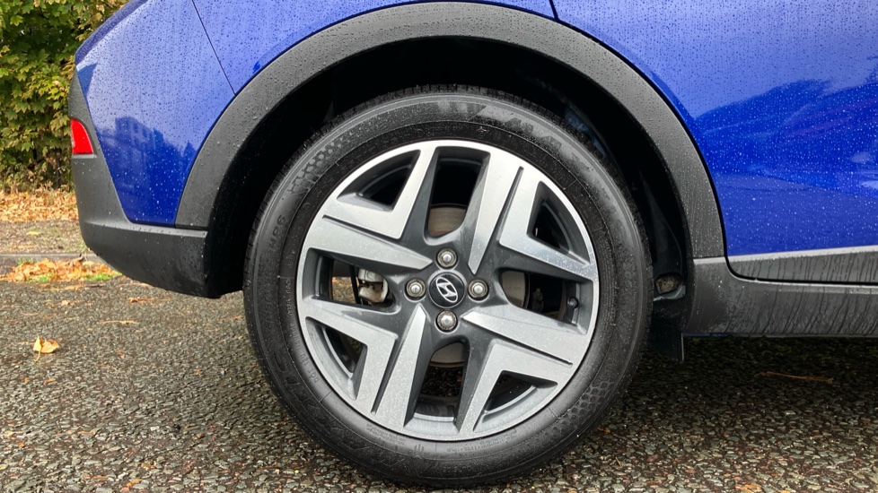 Hyundai BAYON 1.0 TGDi 48V MHEV Premium 5dr Petrol Hatchback - Image 7
