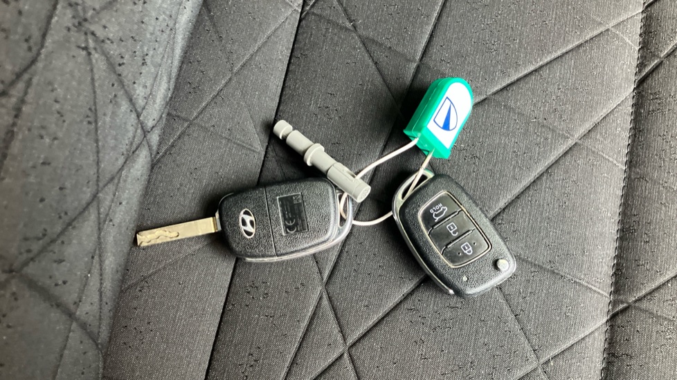 Hyundai BAYON 1.0 TGDi 48V MHEV Premium 5dr Petrol Hatchback - Image 20