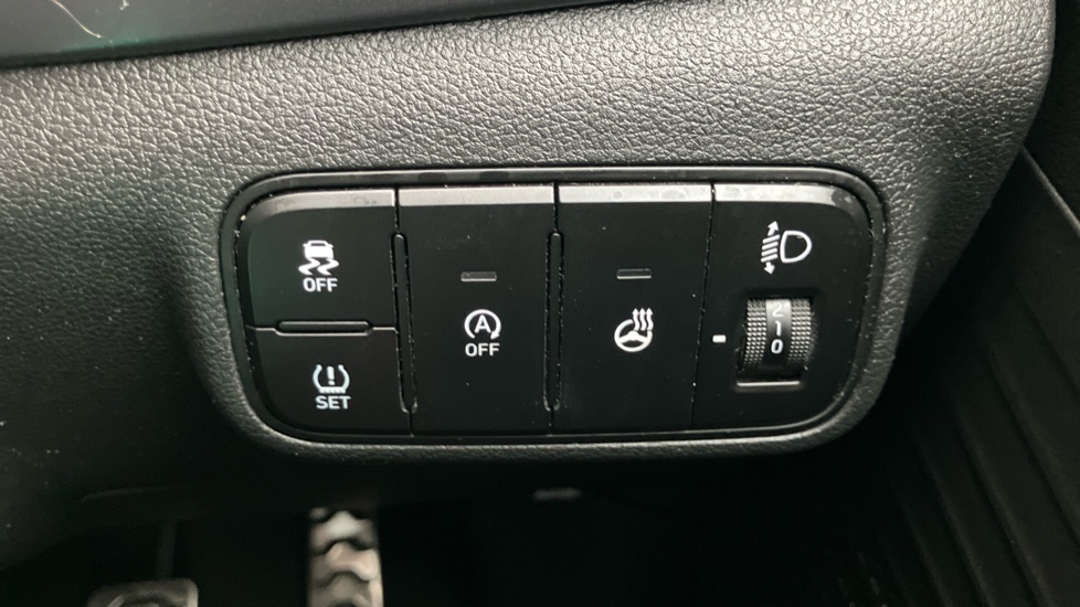Hyundai BAYON 1.0 TGDi 48V MHEV Premium 5dr Petrol Hatchback - Image 28