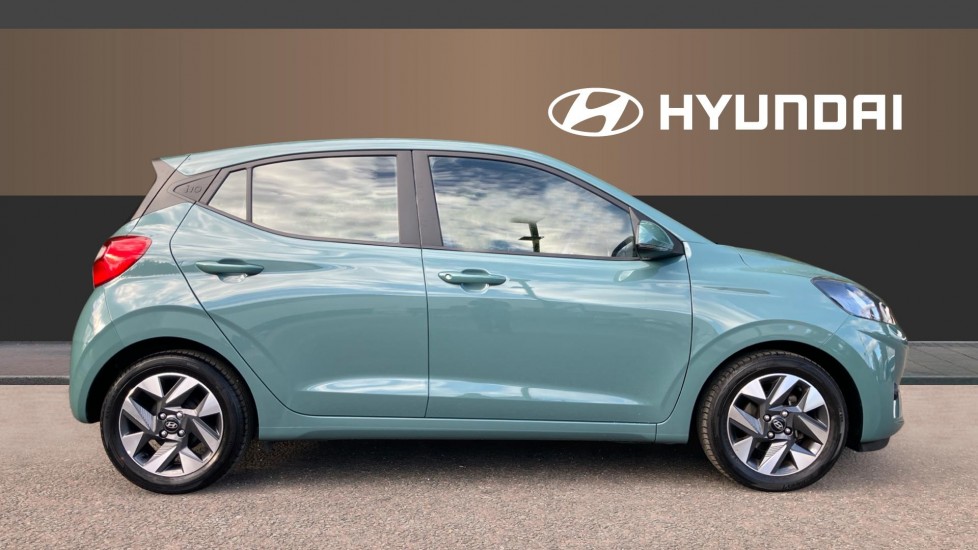 Hyundai i10 1.0 [63] Advance 5dr [Nav] Petrol Hatchback - Image 5