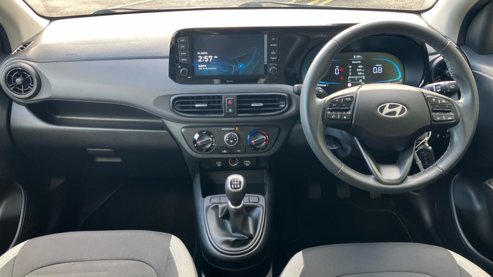 Hyundai i10 1.0 [63] Advance 5dr [Nav] Petrol Hatchback - Image 10