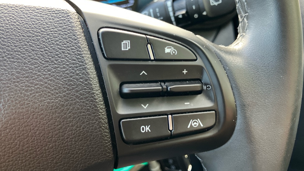 Hyundai i10 1.0 [63] Advance 5dr [Nav] Petrol Hatchback - Image 24