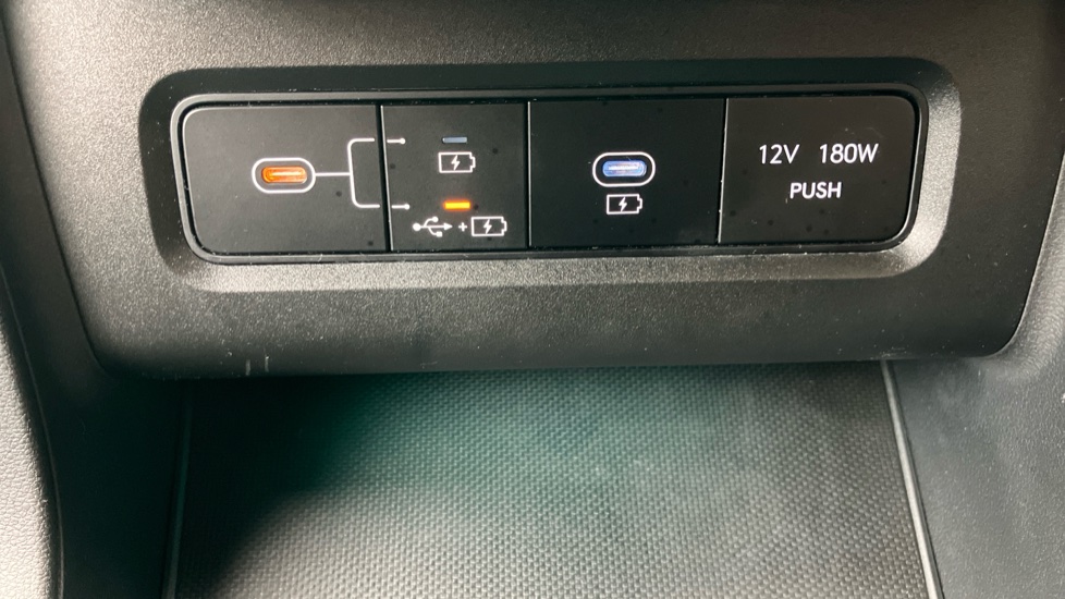 Hyundai TUCSON 1.6T Hybrid N Line S 5dr Auto Hybrid Estate - Image 32