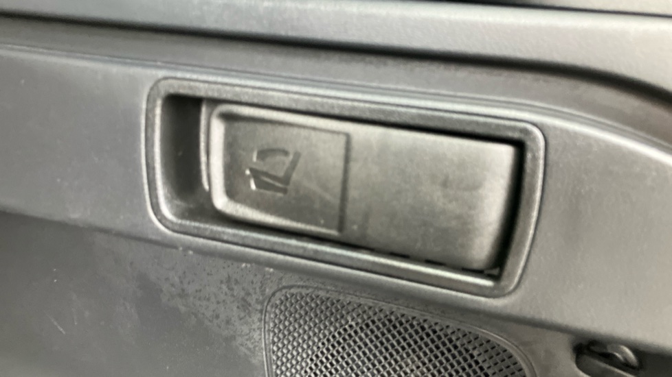 Hyundai TUCSON 1.6T Hybrid N Line S 5dr Auto Hybrid Estate - Image 51