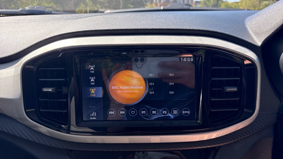 MG MG3 1.5 VTi-TECH Exclusive 5dr [Navigation] Petrol Hatchback - Image 30