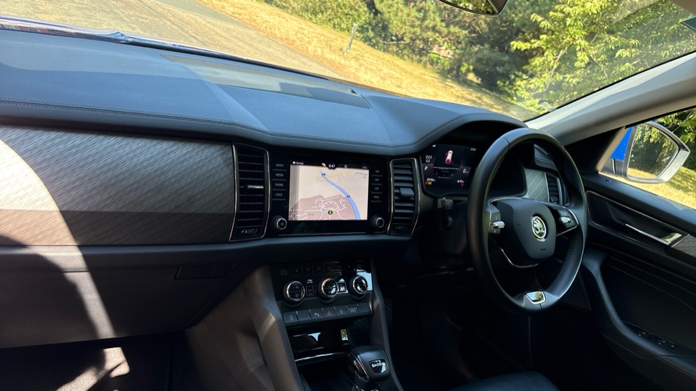 Skoda Kodiaq 2.0 TDI SE L Executive 5dr DSG [7 Seat] Diesel Estate - Image 9