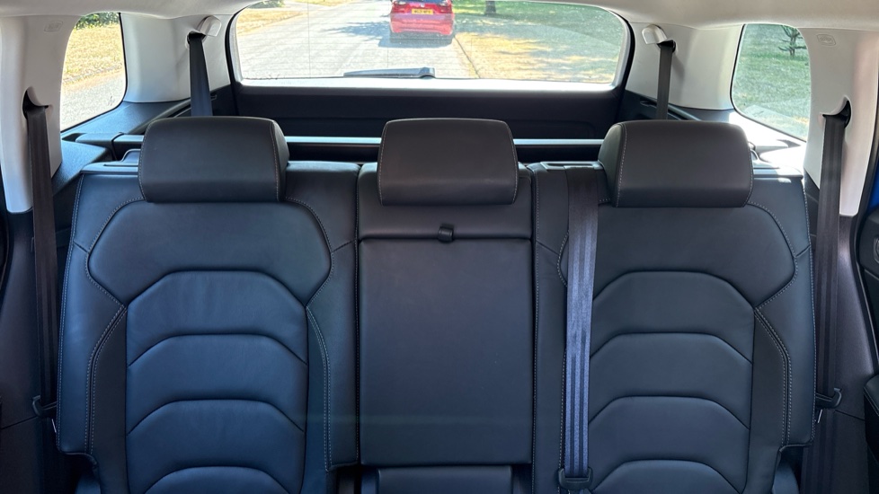 Skoda Kodiaq 2.0 TDI SE L Executive 5dr DSG [7 Seat] Diesel Estate - Image 15