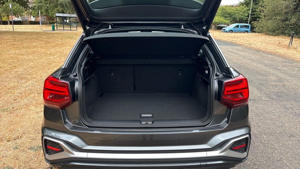 Audi Q2 35 TFSI S Line 5dr S Tronic Petrol Estate - Image 4