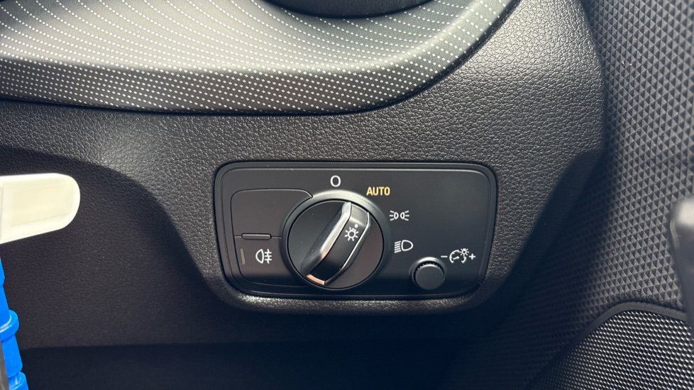 Audi Q2 35 TFSI S Line 5dr S Tronic Petrol Estate - Image 42