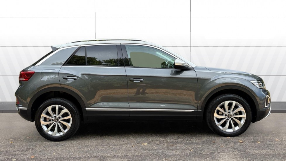 Volkswagen T-Roc 1.5 TSI Style 5dr DSG Petrol Hatchback - Image 5