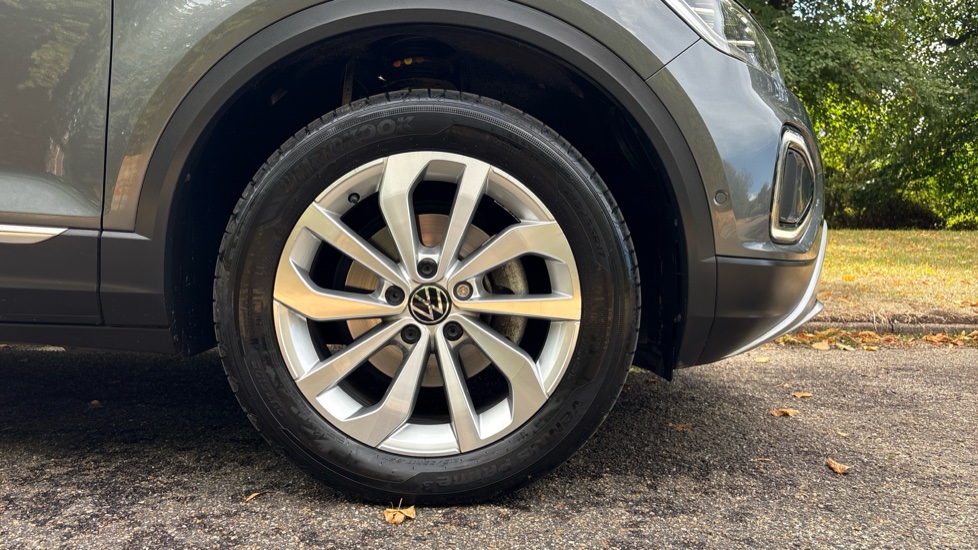 Volkswagen T-Roc 1.5 TSI Style 5dr DSG Petrol Hatchback - Image 7