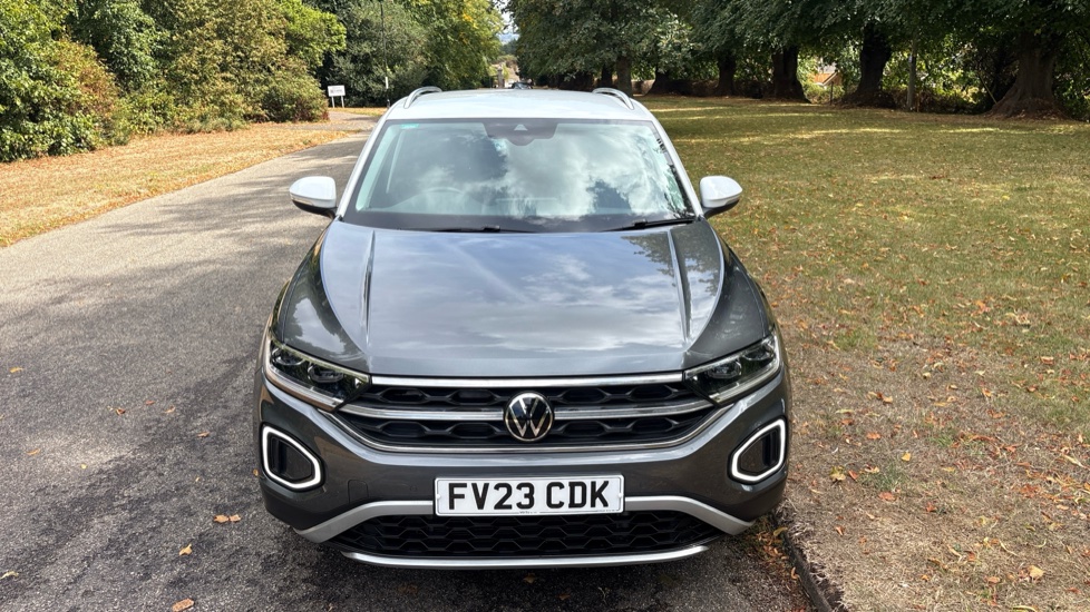Volkswagen T-Roc 1.5 TSI Style 5dr DSG Petrol Hatchback - Image 21