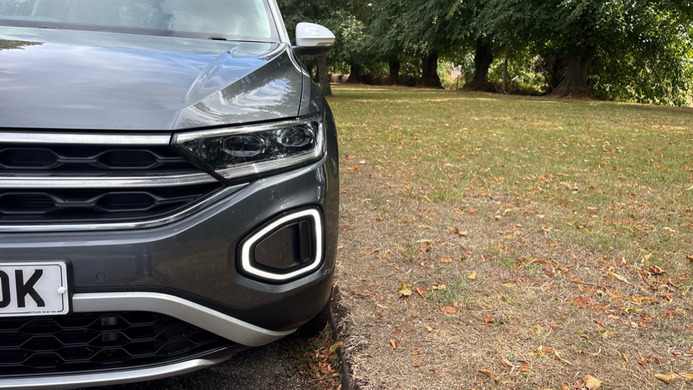 Volkswagen T-Roc 1.5 TSI Style 5dr DSG Petrol Hatchback - Image 23