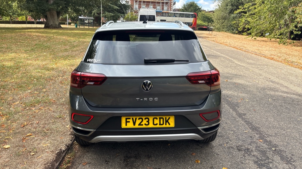 Volkswagen T-Roc 1.5 TSI Style 5dr DSG Petrol Hatchback - Image 26