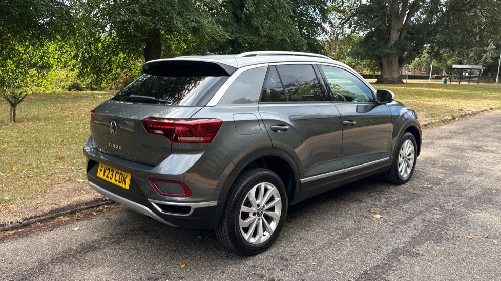 Volkswagen T-Roc 1.5 TSI Style 5dr DSG Petrol Hatchback - Image 27