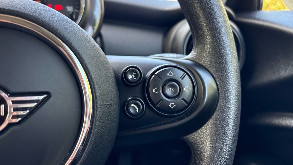 MINI Hatchback 1.5 Cooper Classic 5dr Auto Petrol Hatchback - Image 37