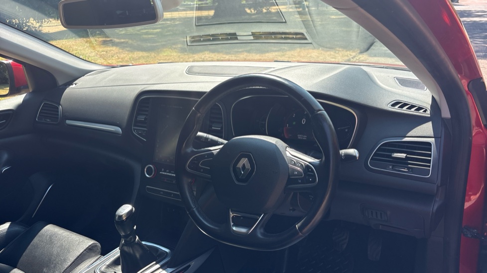 Renault Megane 1.6 dCi Signature Nav 5dr Diesel Hatchback - Image 11