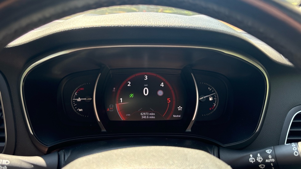 Renault Megane 1.6 dCi Signature Nav 5dr Diesel Hatchback - Image 18