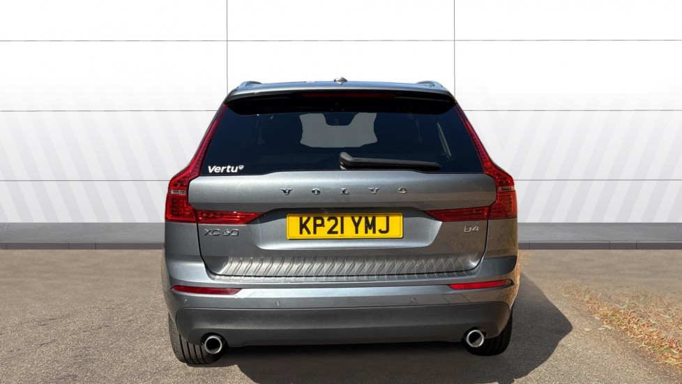 Volvo XC60 2.0 B4D Momentum 5dr Geartronic Diesel Estate - Image 6