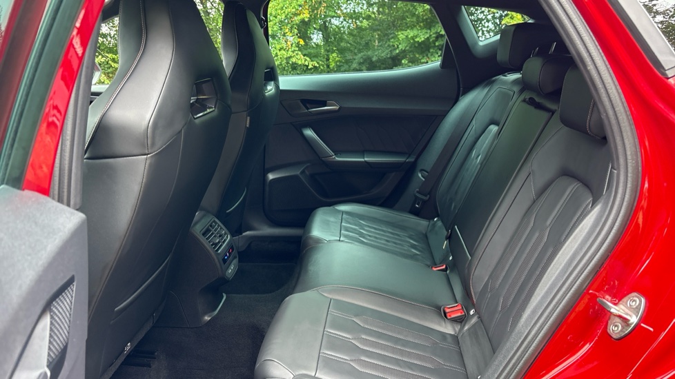CUPRA Formentor 1.5 TSI 150 V2 5dr DSG Petrol Estate - Image 16