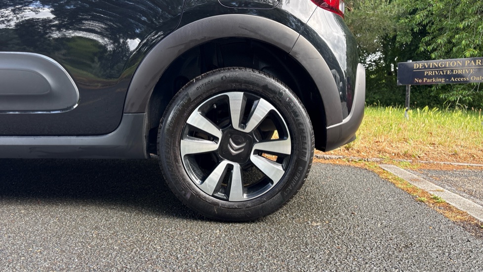 Citroen C3 1.2 PureTech C-Series Edition 5dr Petrol Hatchback - Image 7