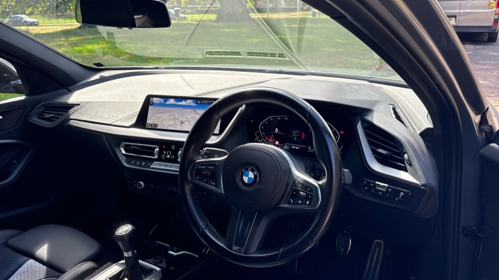 BMW 1 Series 118i [136] M Sport 5dr [Live Cockpit Professional] Petrol Hatchback - Image 11