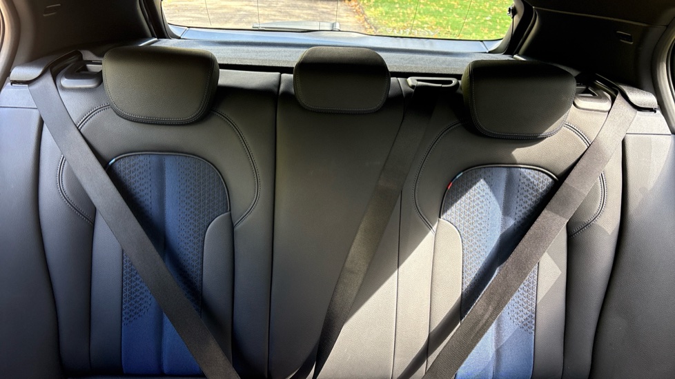 BMW 1 Series 118i [136] M Sport 5dr [Live Cockpit Professional] Petrol Hatchback - Image 15