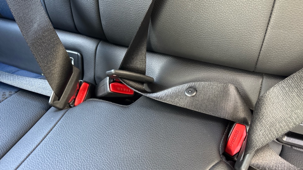 BMW 1 Series 118i [136] M Sport 5dr [Live Cockpit Professional] Petrol Hatchback - Image 17