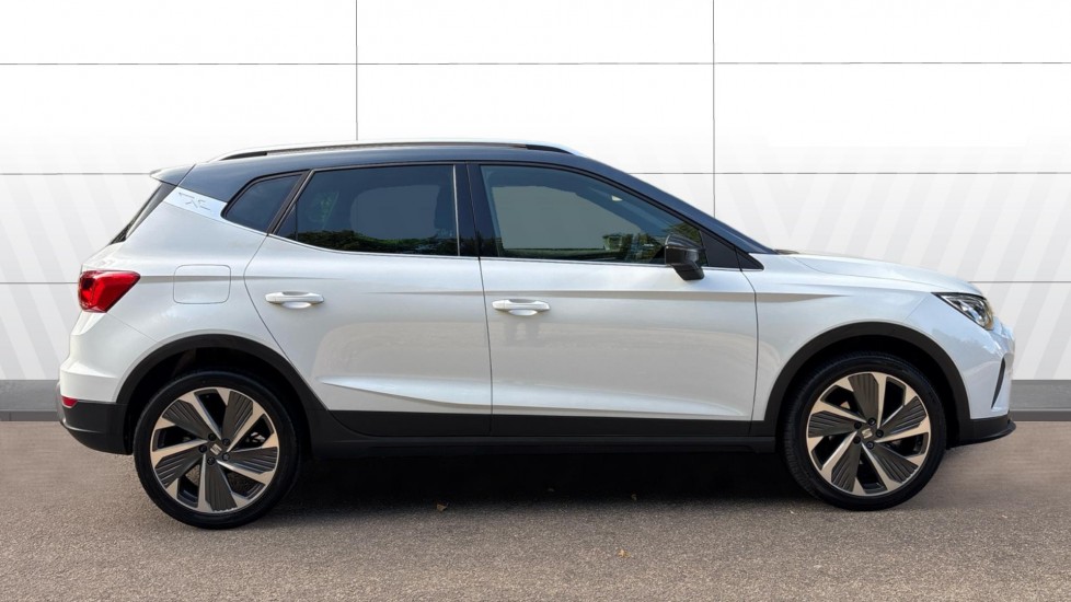 SEAT Arona 1.5 TSI 150 FR Sport 5dr DSG Petrol Hatchback - Image 5