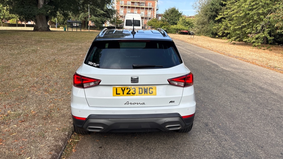 SEAT Arona 1.5 TSI 150 FR Sport 5dr DSG Petrol Hatchback - Image 26