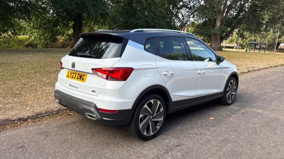 SEAT Arona 1.5 TSI 150 FR Sport 5dr DSG Petrol Hatchback - Image 27