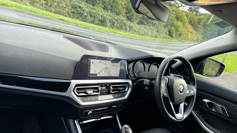 BMW 3 Series 318d Sport 4dr Diesel Saloon - Image 9