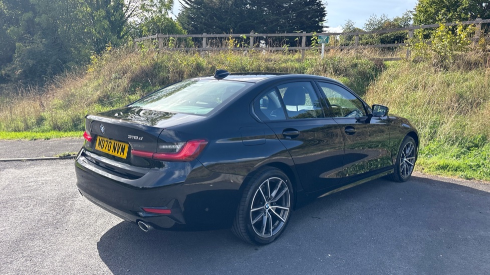BMW 3 Series 318d Sport 4dr Diesel Saloon - Image 27