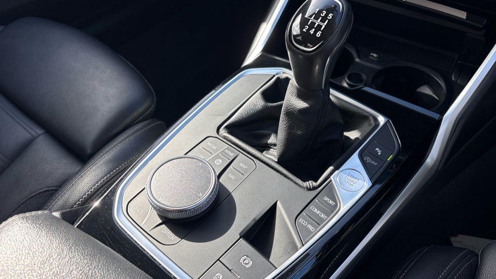 BMW 3 Series 318d Sport 4dr Diesel Saloon - Image 35