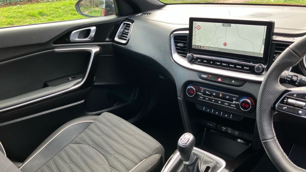 Kia Ceed 1.5T GDi ISG GT-Line 5dr Petrol Hatchback - Image 14