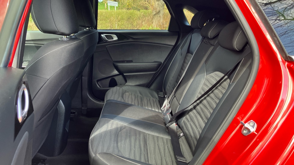 Kia Ceed 1.5T GDi ISG GT-Line 5dr Petrol Hatchback - Image 16
