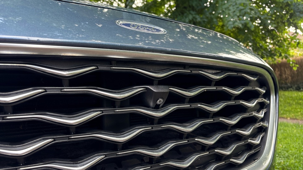 Ford Kuga 2.5 FHEV Vignale 5dr CVT Hybrid Estate - Image 24