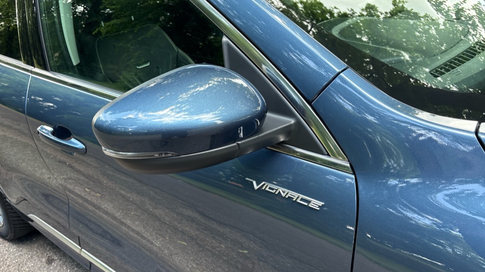 Ford Kuga 2.5 FHEV Vignale 5dr CVT Hybrid Estate - Image 25