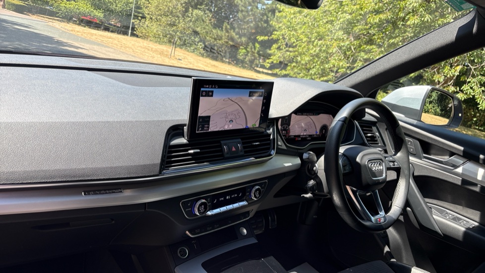 Audi Q5 40 TDI Quattro S Line 5dr S Tronic Diesel Estate - Image 9