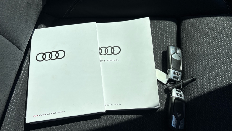 Audi Q5 40 TDI Quattro S Line 5dr S Tronic Diesel Estate - Image 19