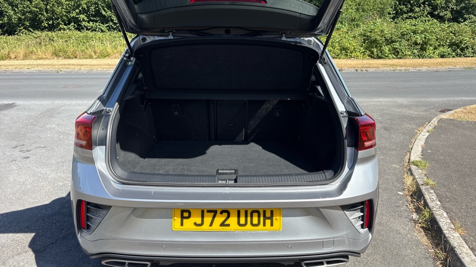 Volkswagen T-Roc 1.5 TSI R-Line 5dr Petrol Hatchback - Image 4