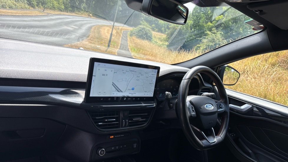 Ford Focus 1.0 EcoBoost ST-Line 5dr Petrol Estate - Image 9