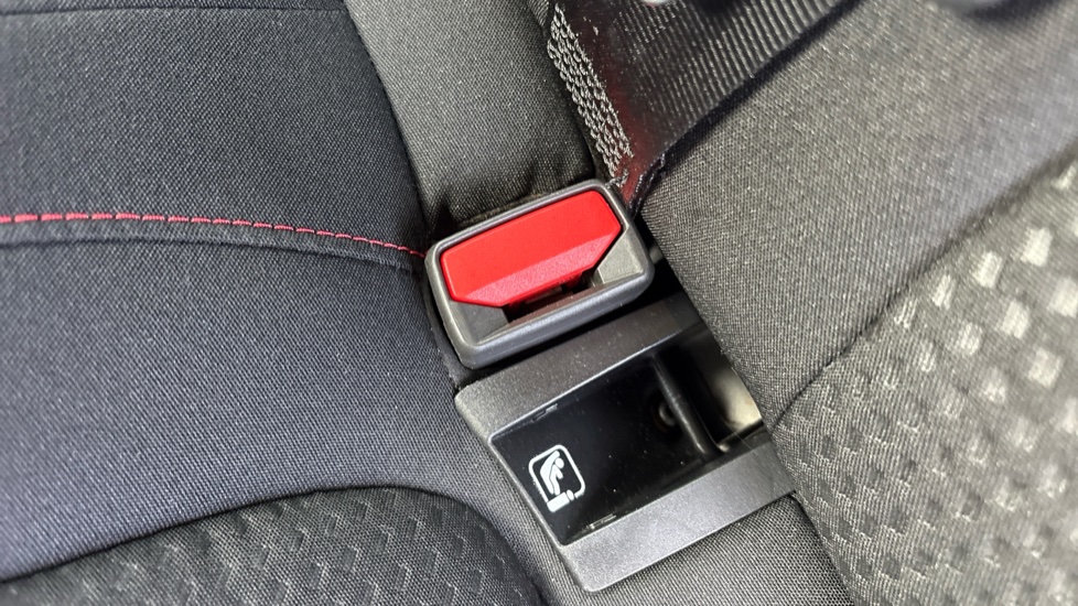 Ford Focus 1.0 EcoBoost ST-Line 5dr Petrol Estate - Image 17