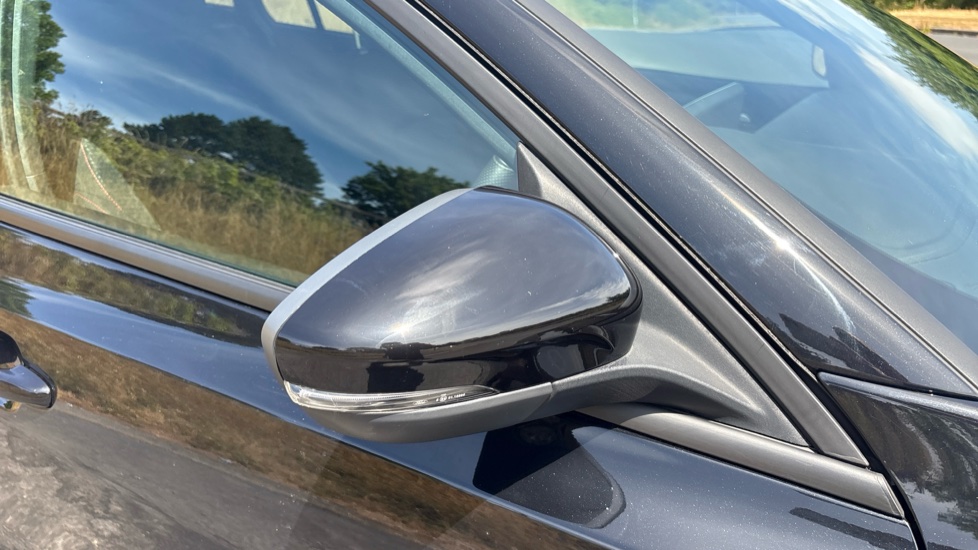 Ford Focus 1.0 EcoBoost ST-Line 5dr Petrol Estate - Image 25