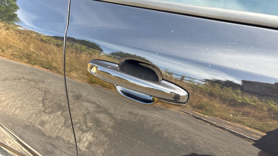 Ford Focus 1.0 EcoBoost ST-Line 5dr Petrol Estate - Image 26