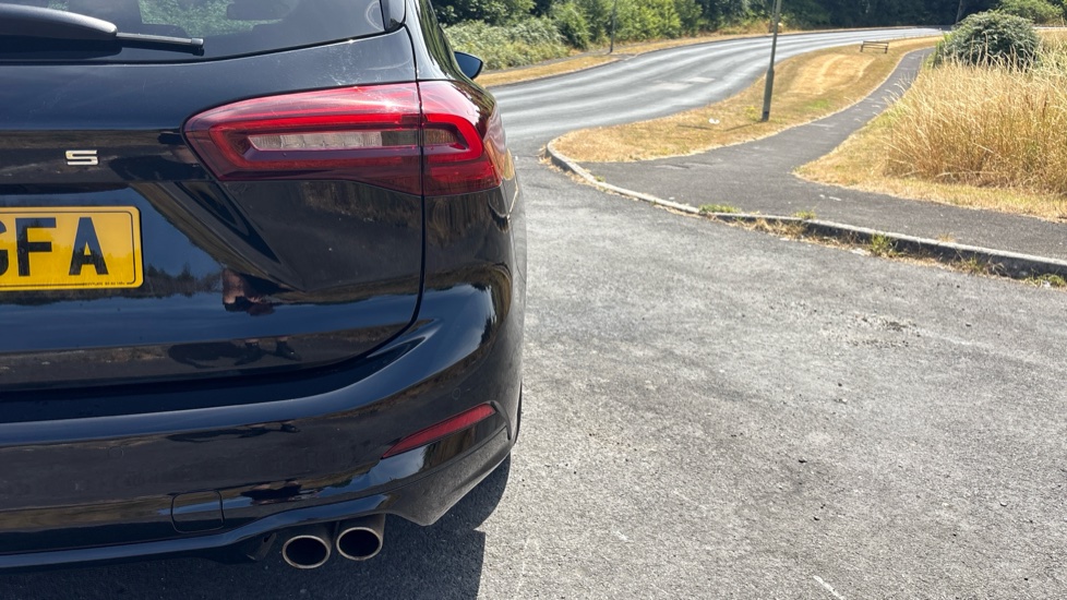 Ford Focus 1.0 EcoBoost ST-Line 5dr Petrol Estate - Image 29