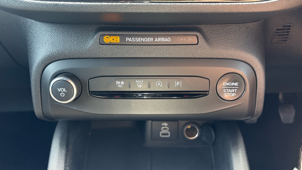 Ford Focus 1.0 EcoBoost ST-Line 5dr Petrol Estate - Image 36